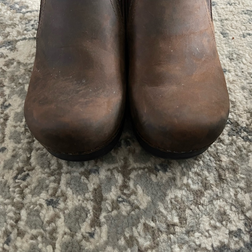 Dansko professional Brown oiled Leather Clogs size 41 - Picture 4 of 9